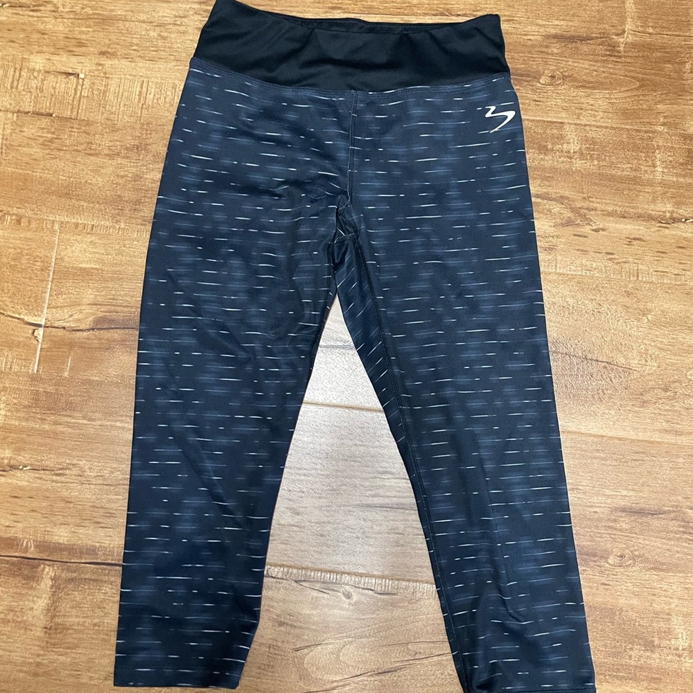 Small BeachBody Capris